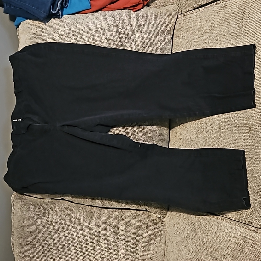 Lane Bryant crops / capris black 18W